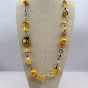 Vintage Y2K Chunky Amber Yellow Faux Resin Beaded Statement Necklace Jewelry